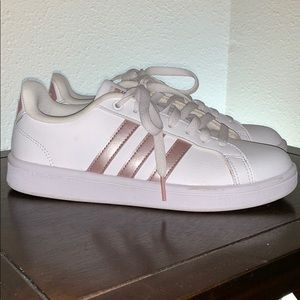 Adidas cloadfoam metallic rose and white sneakers